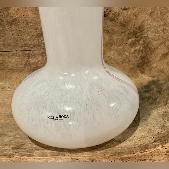 Kosta Boda rainbow collection vase - Picture 4 of 8